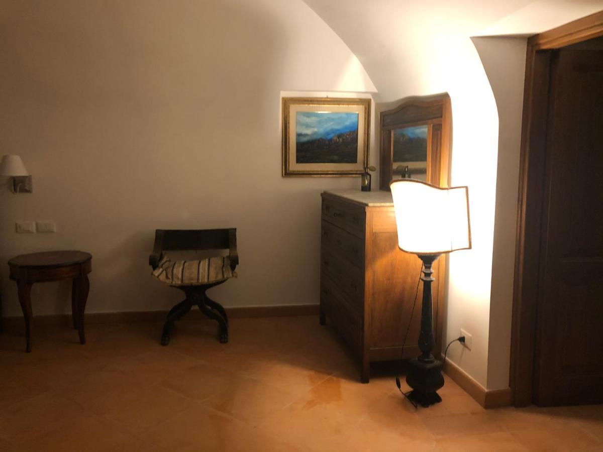 Visione Via Peltuino 19 Apartment Prata d'Ansidonia ภายนอก รูปภาพ